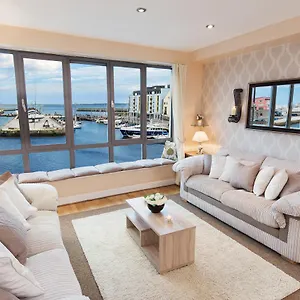 Sea View Luxury City Centre - Best Location Apartment